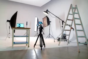 Small-Scale-Film-Set